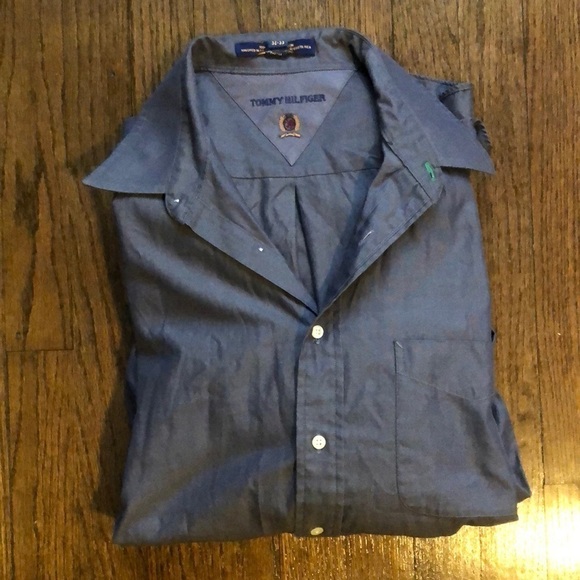 3/$10 Tommy Hilfiger Gray Cotton Buttondown - Picture 1 of 5